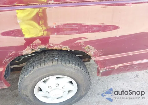 2007 Ford E-350 Super Duty Xl/Xlt from USA, damaged, VIN 1FBSS31L07DB06047